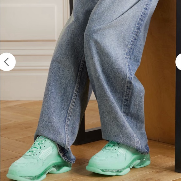 Mint Balenciaga Tripple S Wore Once Practically NEW - Picture 2 of 7